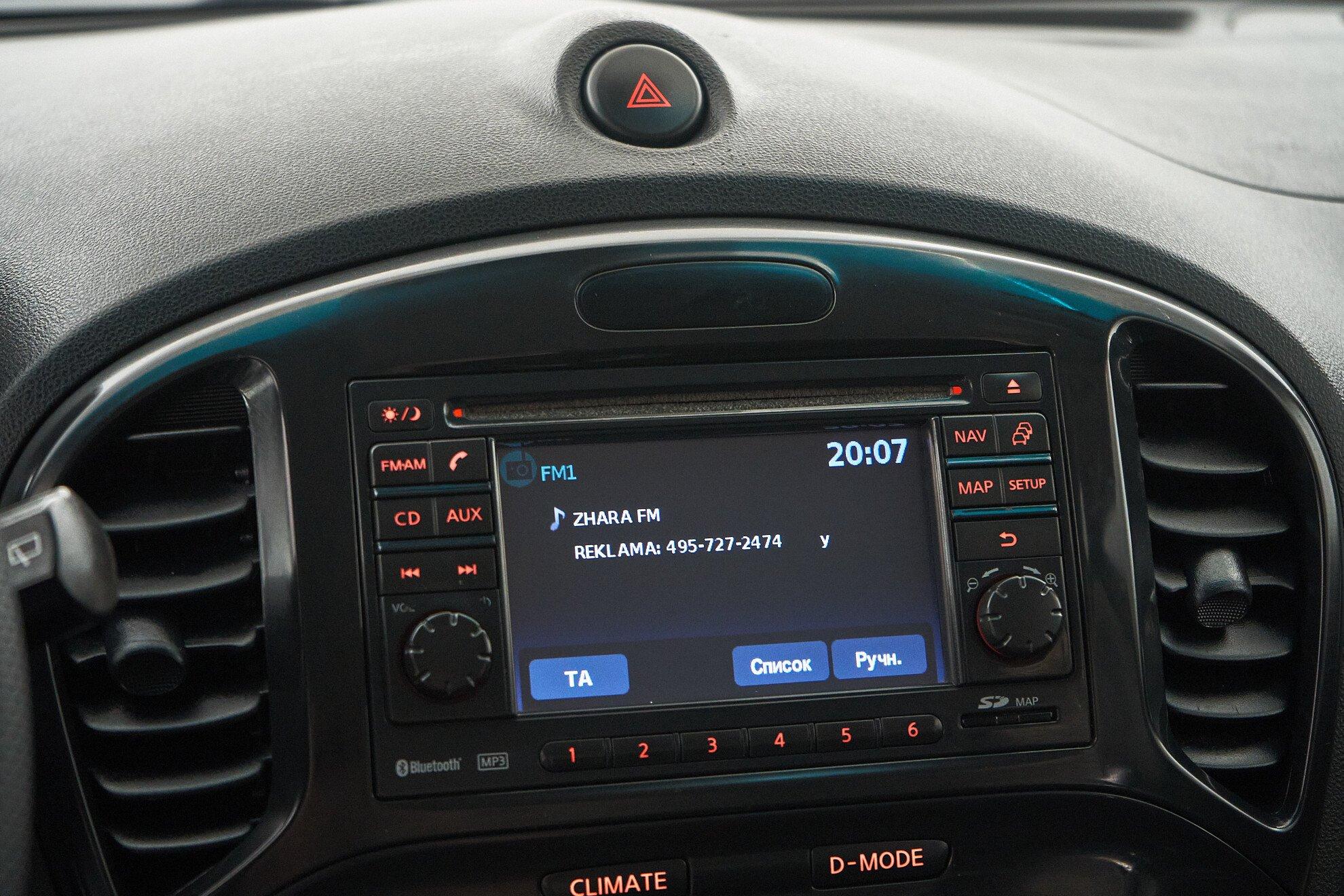 Nissan Juke 2013, серый