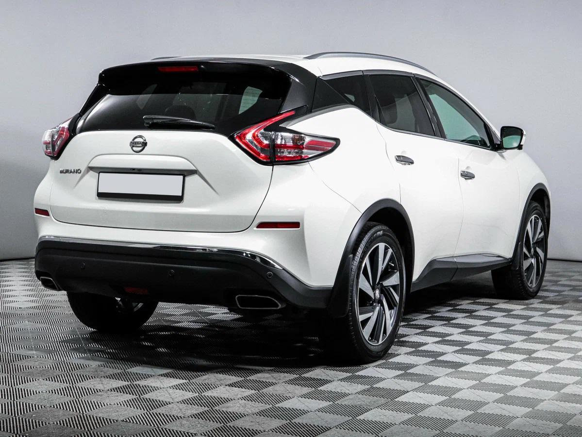 Nissan Murano 2021, белый