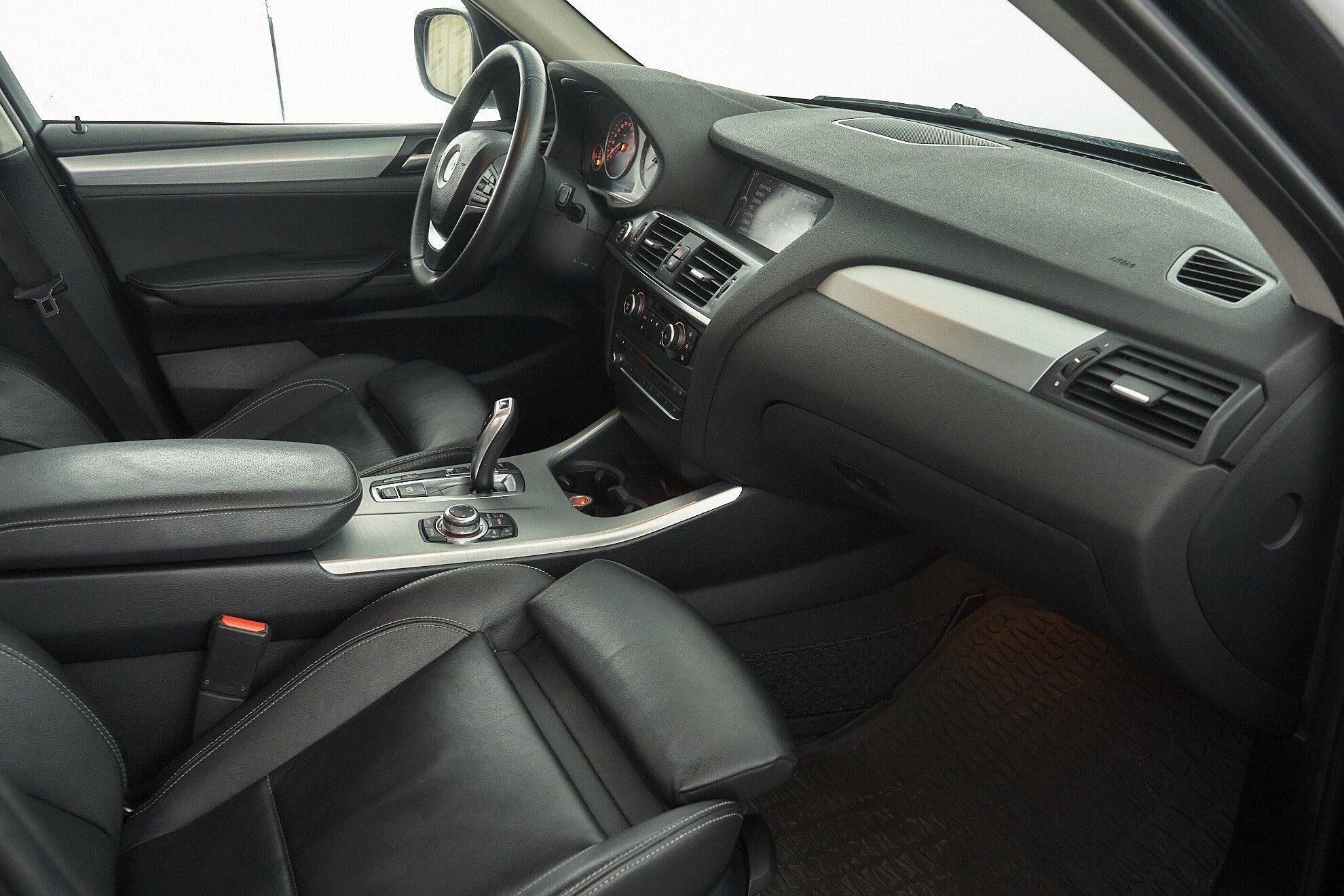BMW X3 2013, черный