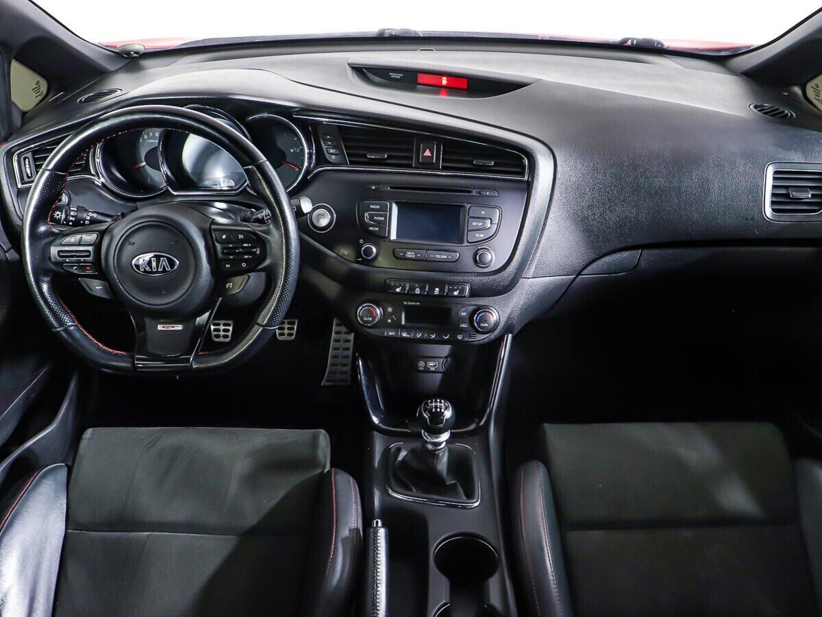 Kia Ceed GT 2018, красный