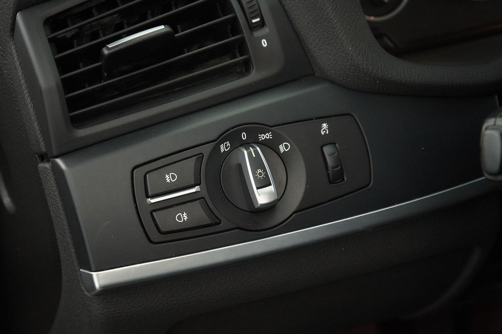 BMW X3 2012, белый