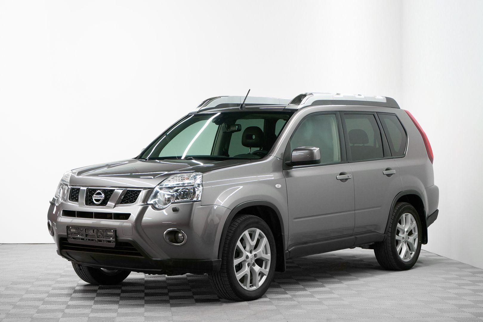 Nissan X-Trail 2013, серый