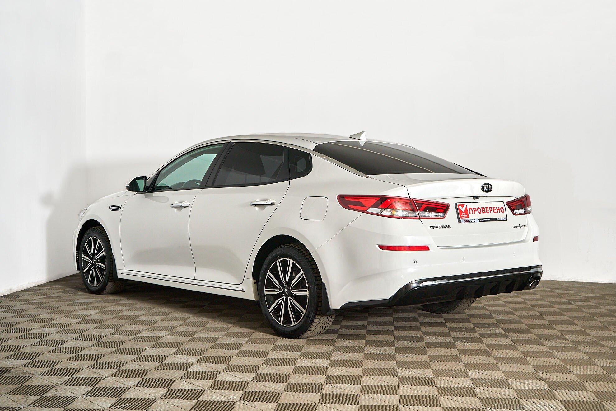 Kia Optima 2018, белый