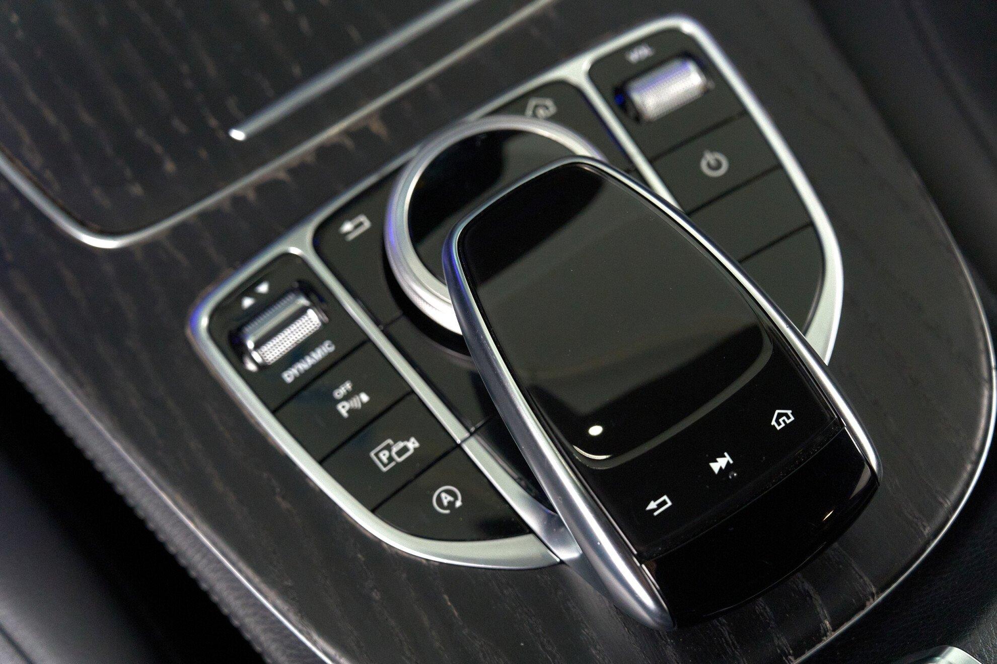 Mercedes-Benz E-Класс 2016, черный