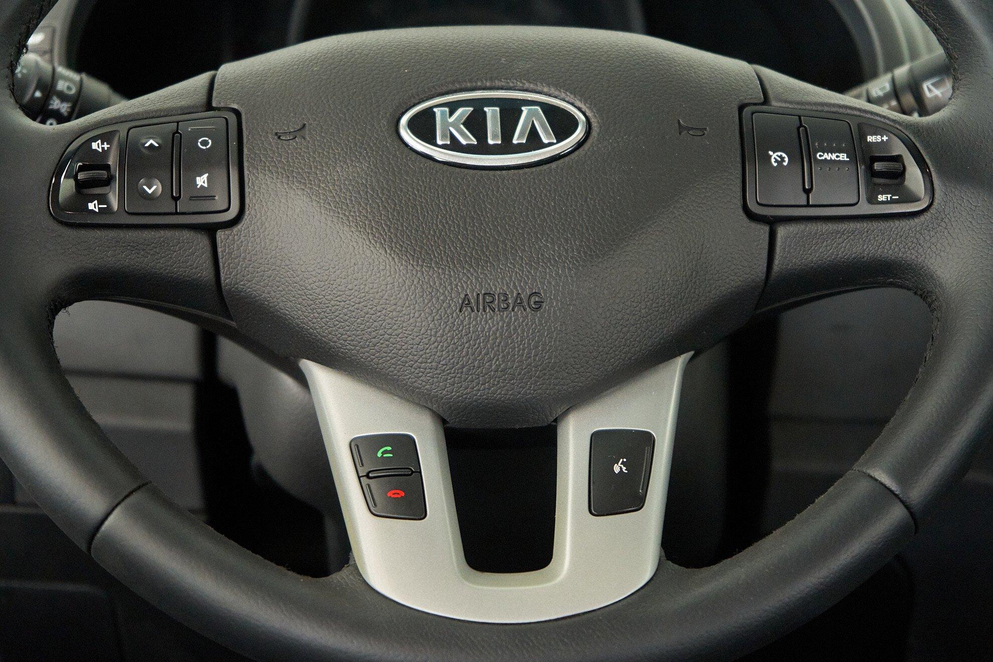 Kia Sportage 2012, серый