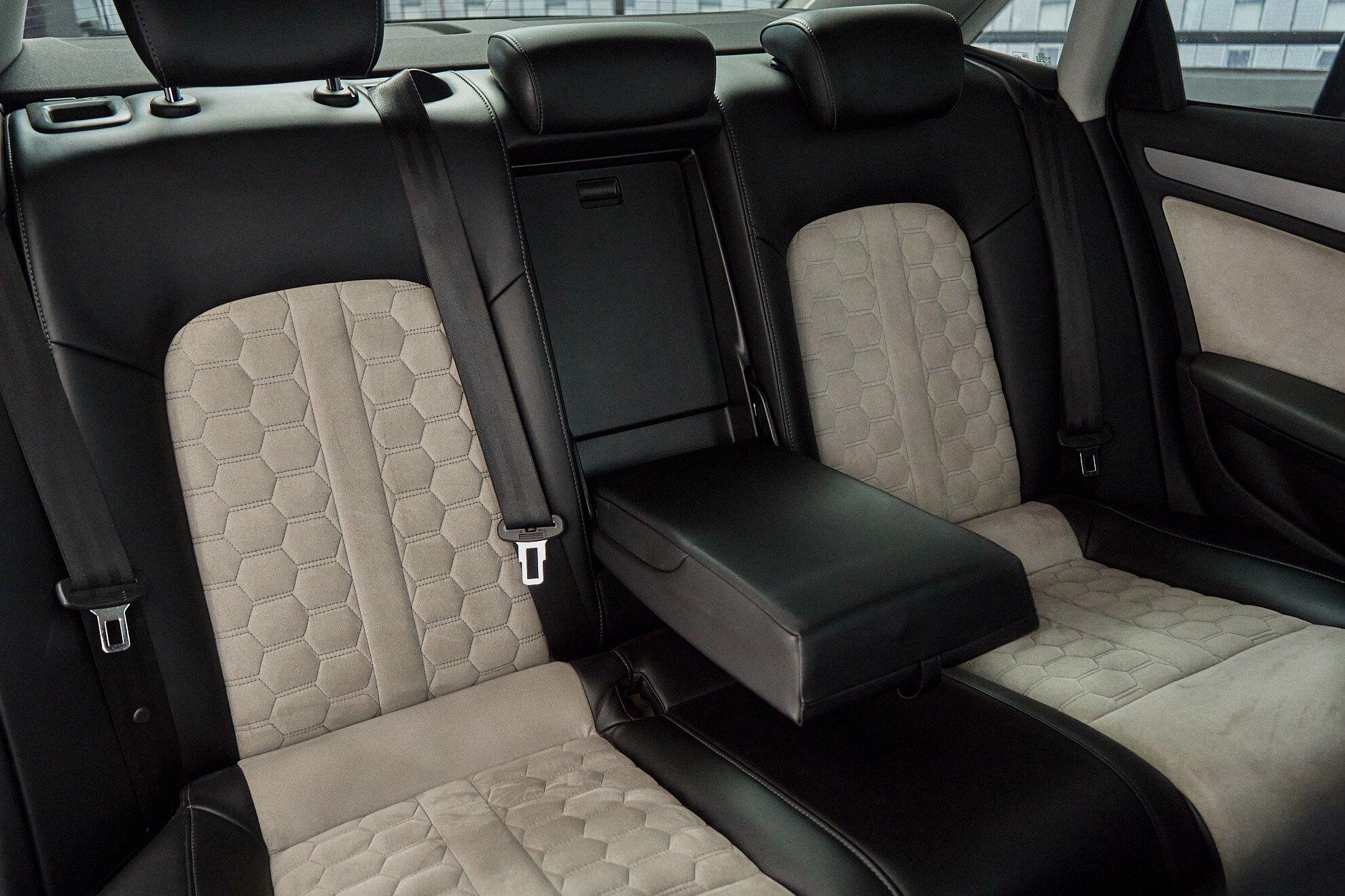 Audi A4 2014, белый