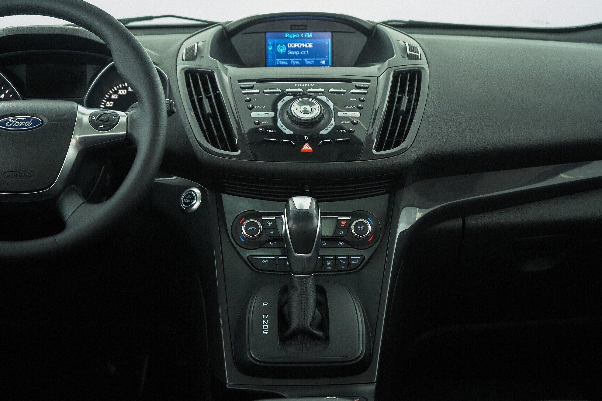 Ford Kuga 2014, белый