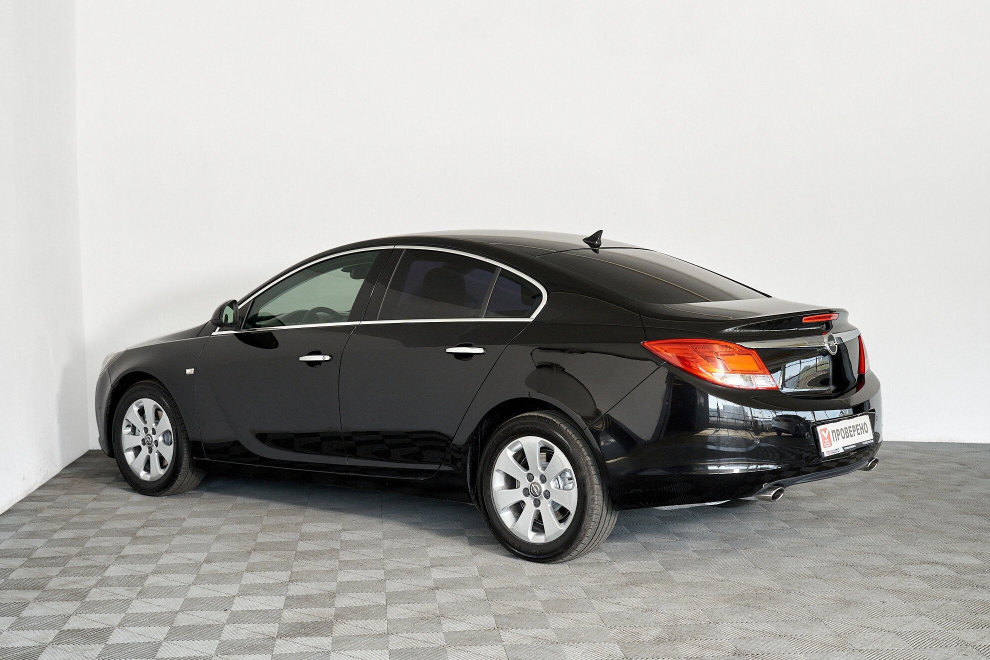 Opel Insignia 2012, черный