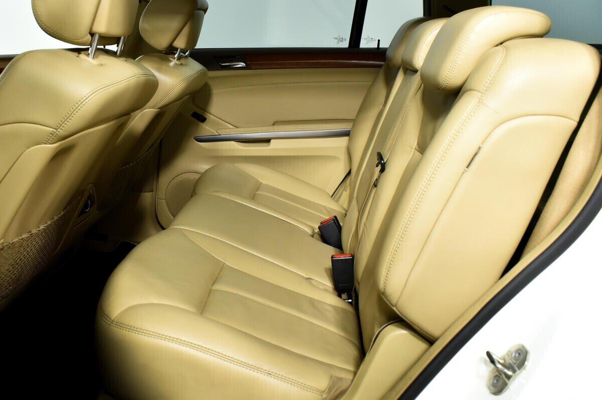 Mercedes-Benz GL-Класс 2008, белый