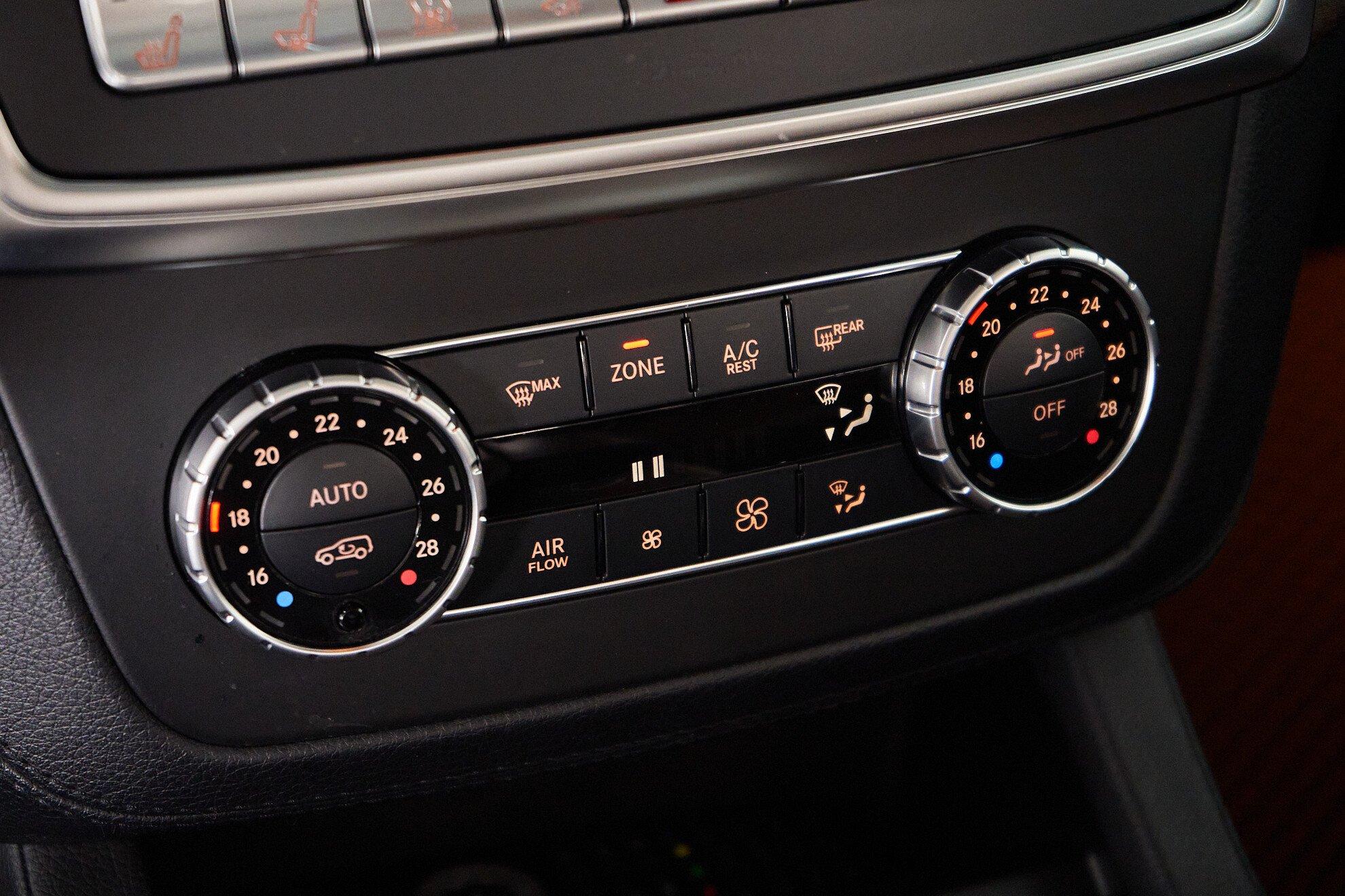 Mercedes-Benz GL-Класс 2012, черный