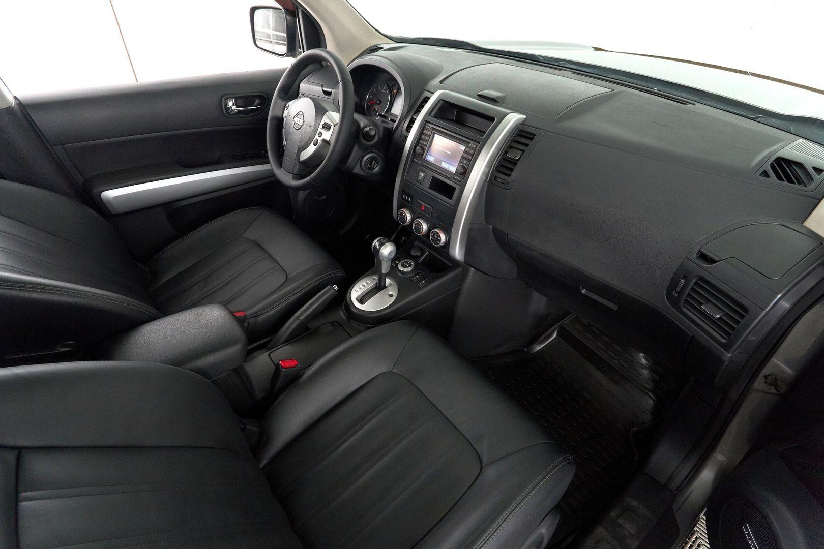 Nissan X-Trail 2014, серый