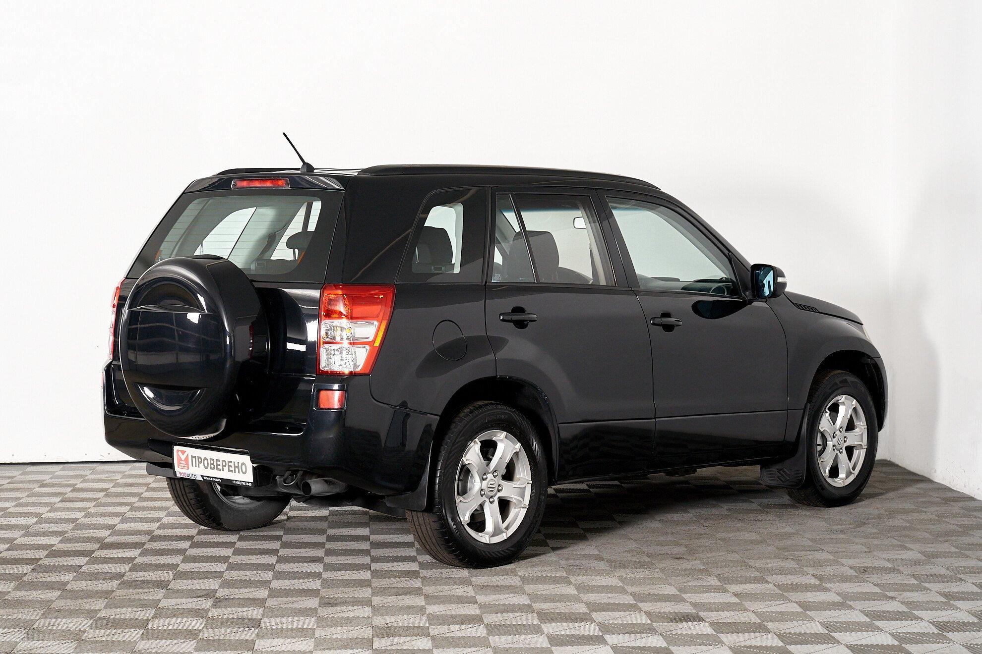 Suzuki Grand Vitara 2011, черный