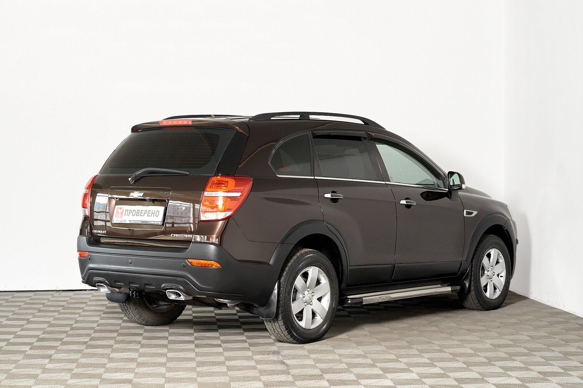 Chevrolet Captiva 2015, коричневый