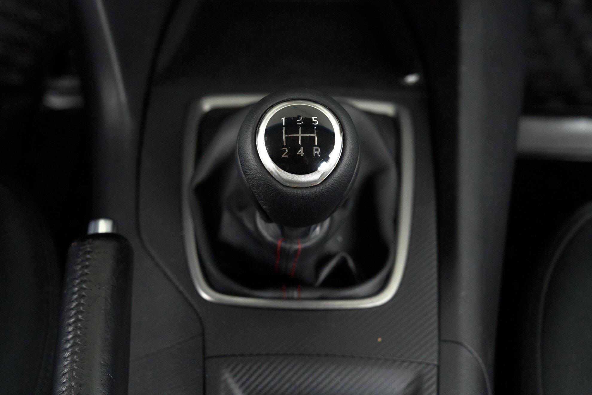Mazda 3 2014, черный