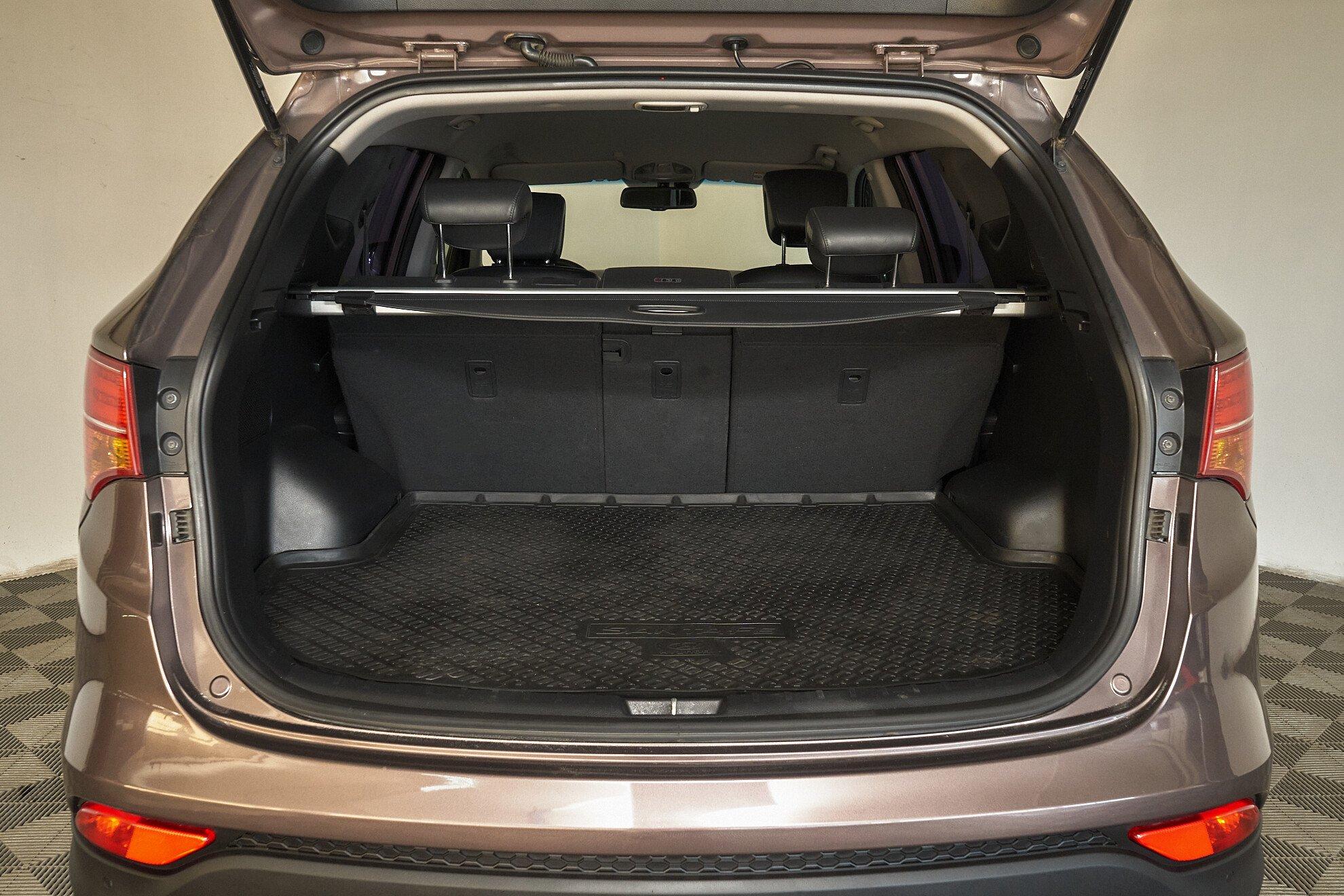 Hyundai Santa Fe 2013, коричневый