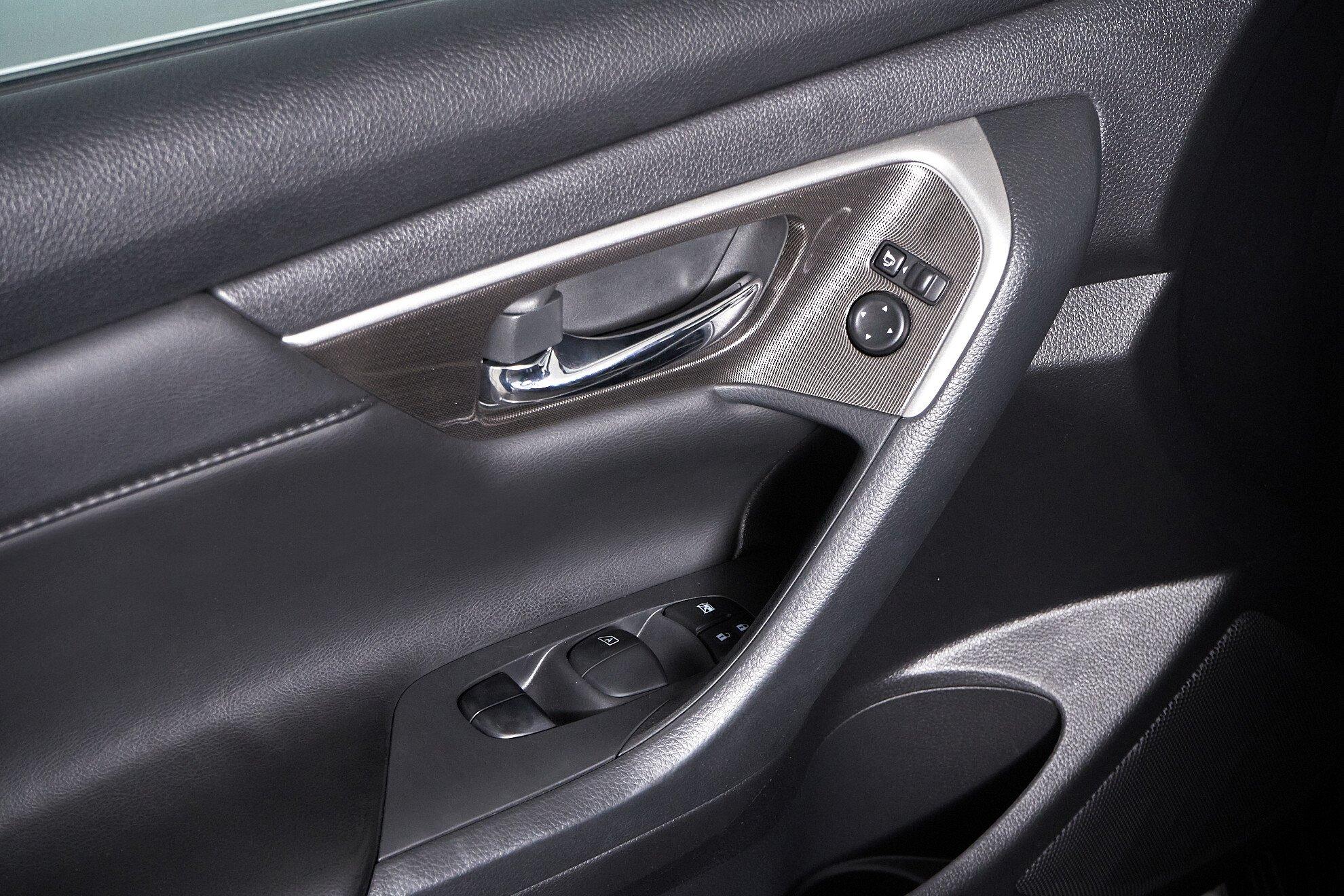 Nissan Teana 2014, черный