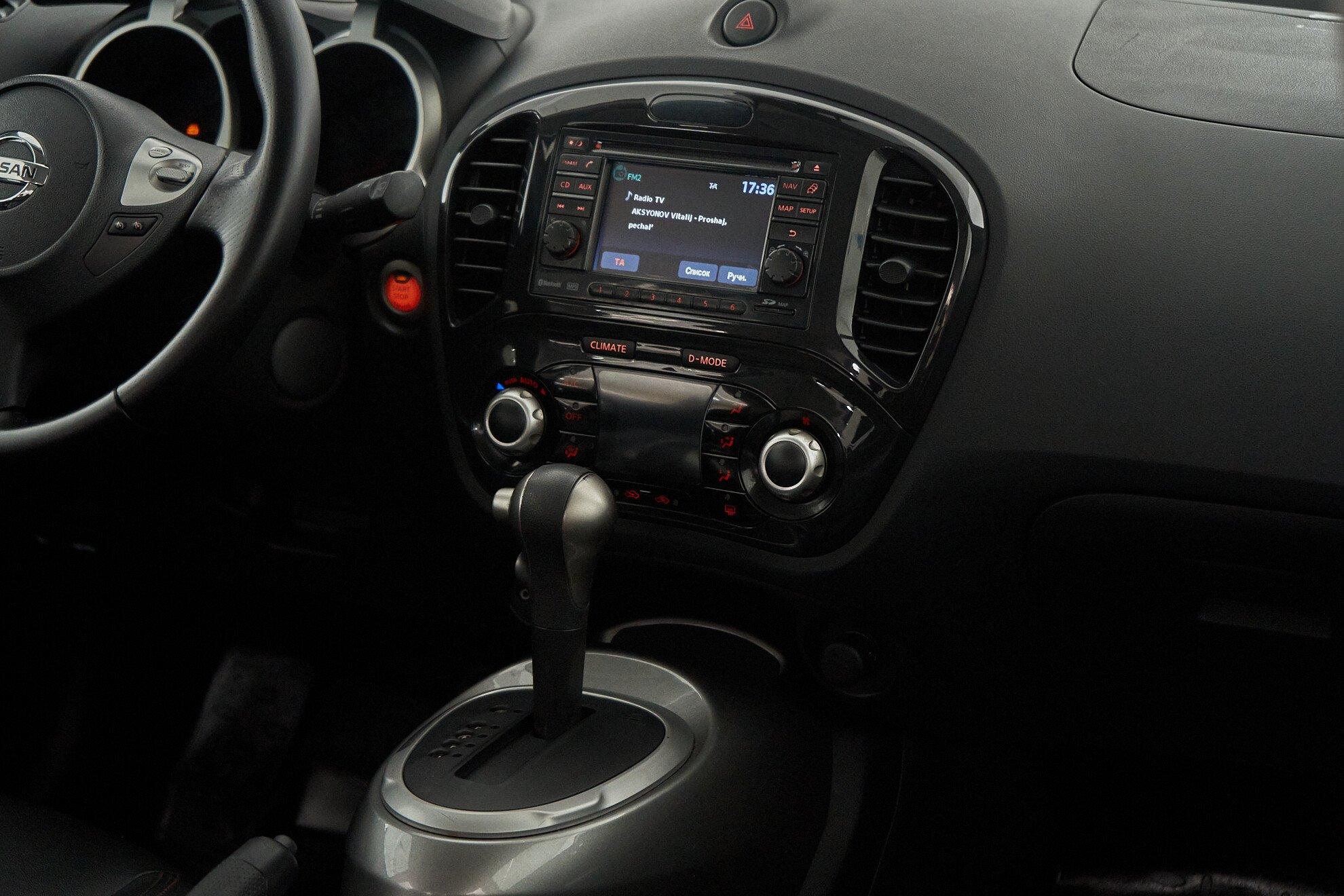 Nissan Juke 2013, синий