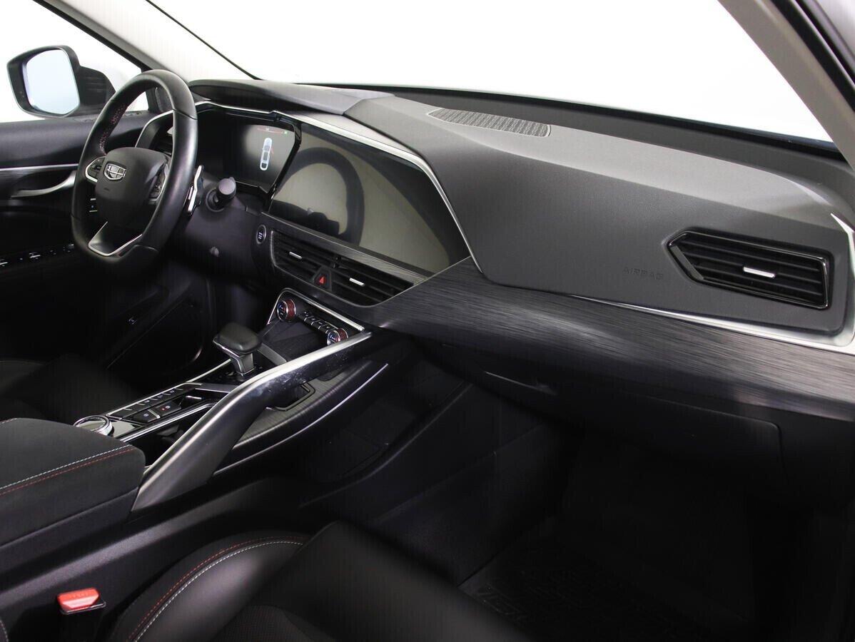 Geely Tugella 2022, белый
