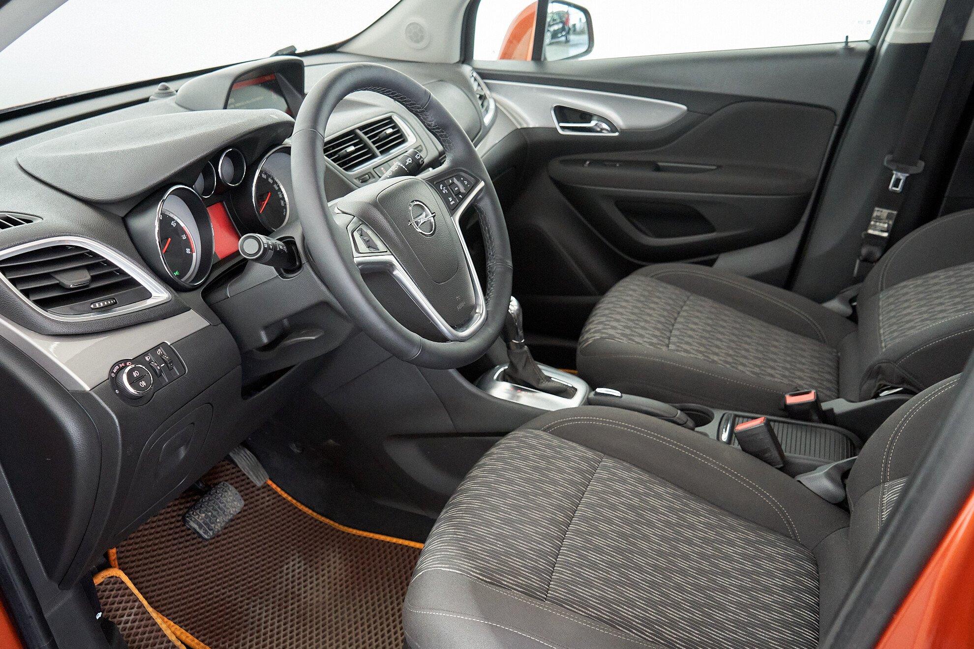 Opel Mokka 2014, оранжевый