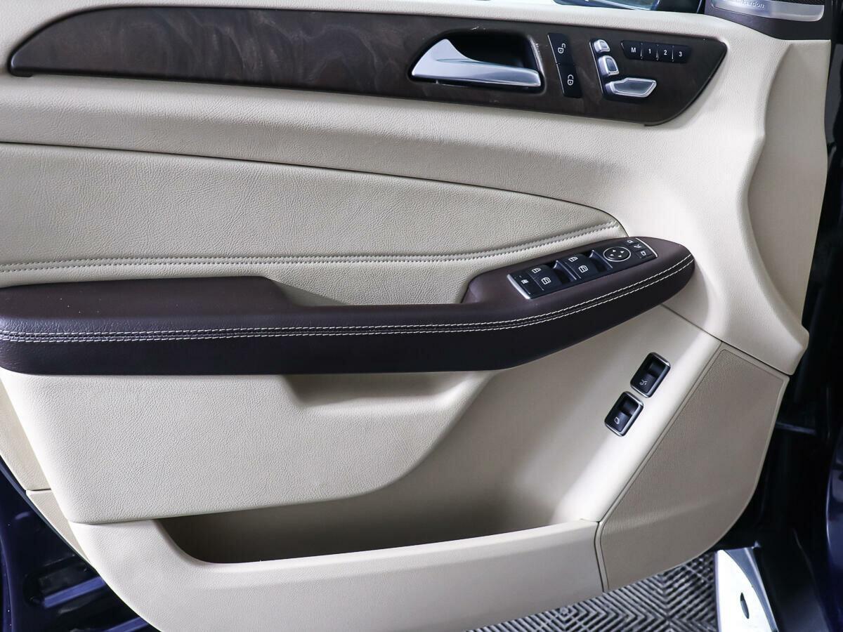 Mercedes-Benz GLS 2016, синий