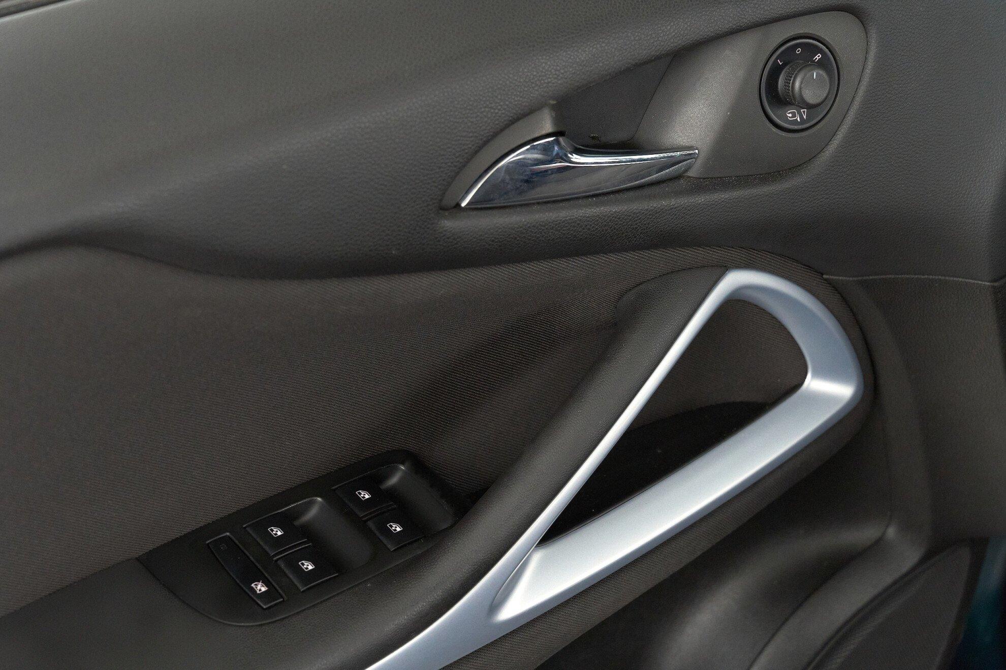 Opel Zafira 2014, зеленый