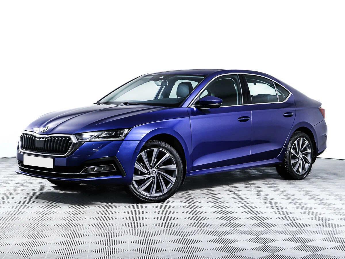 Skoda Octavia 2023, синий