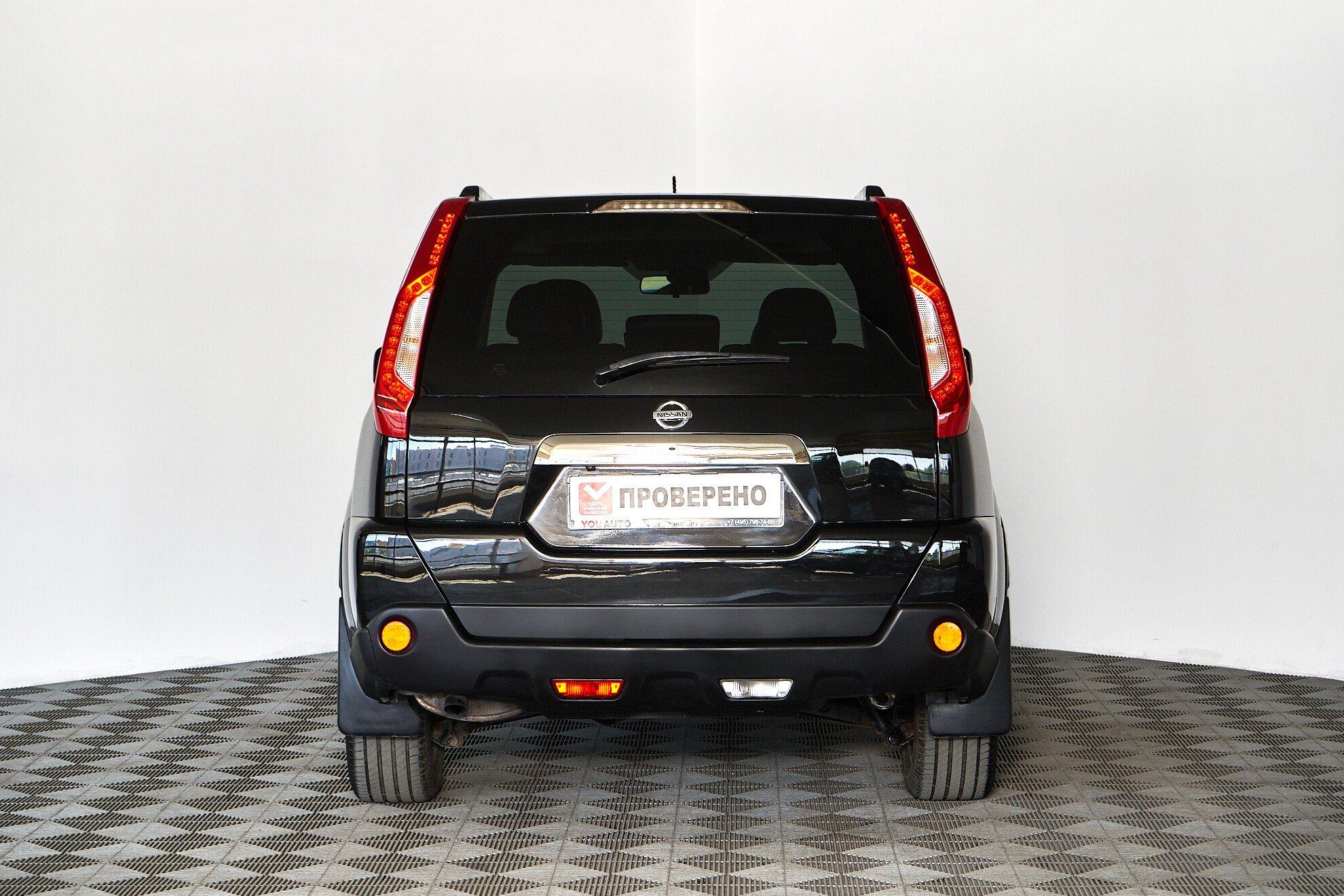 Nissan X-Trail 2011, черный
