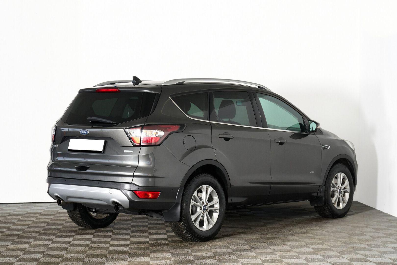 Ford Kuga 2018, серый
