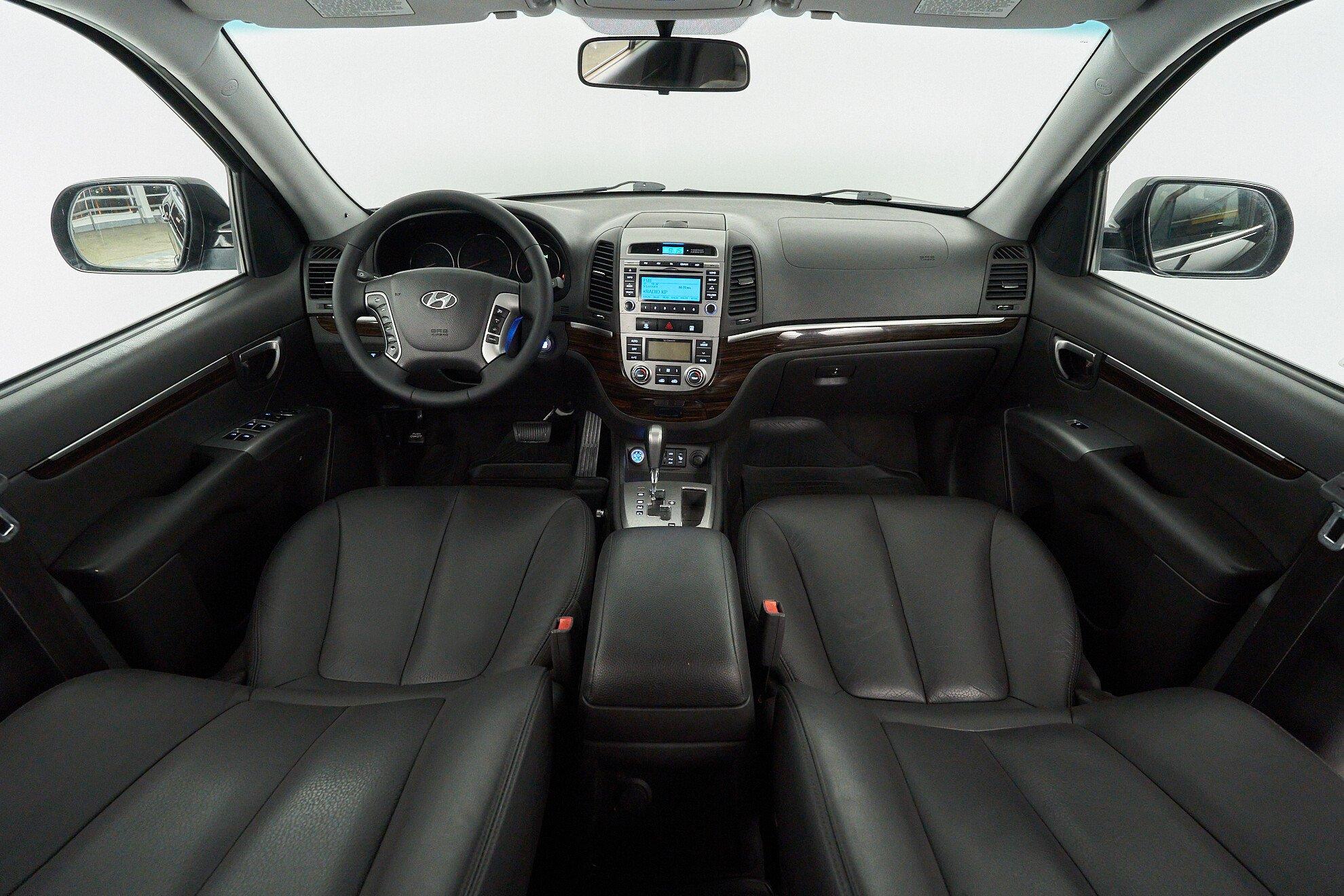 Hyundai Santa Fe 2010, черный