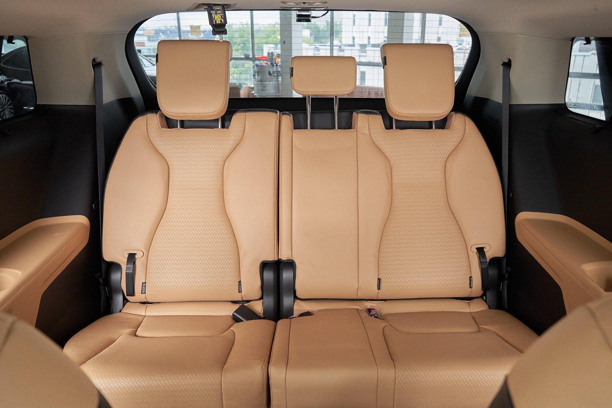 Kia Carnival 2022, черный
