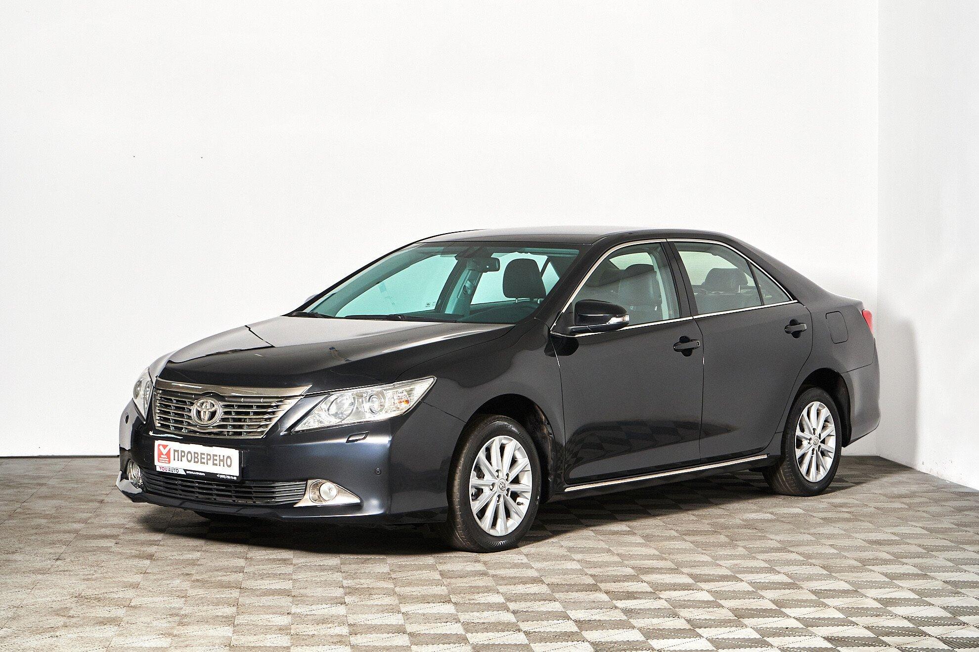 Toyota Camry 2014, черный