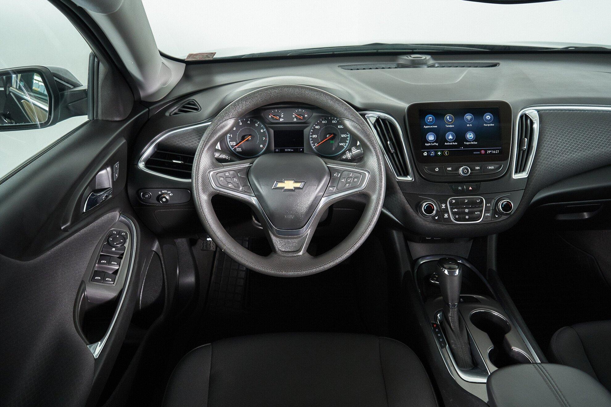 Chevrolet Malibu 2020, черный