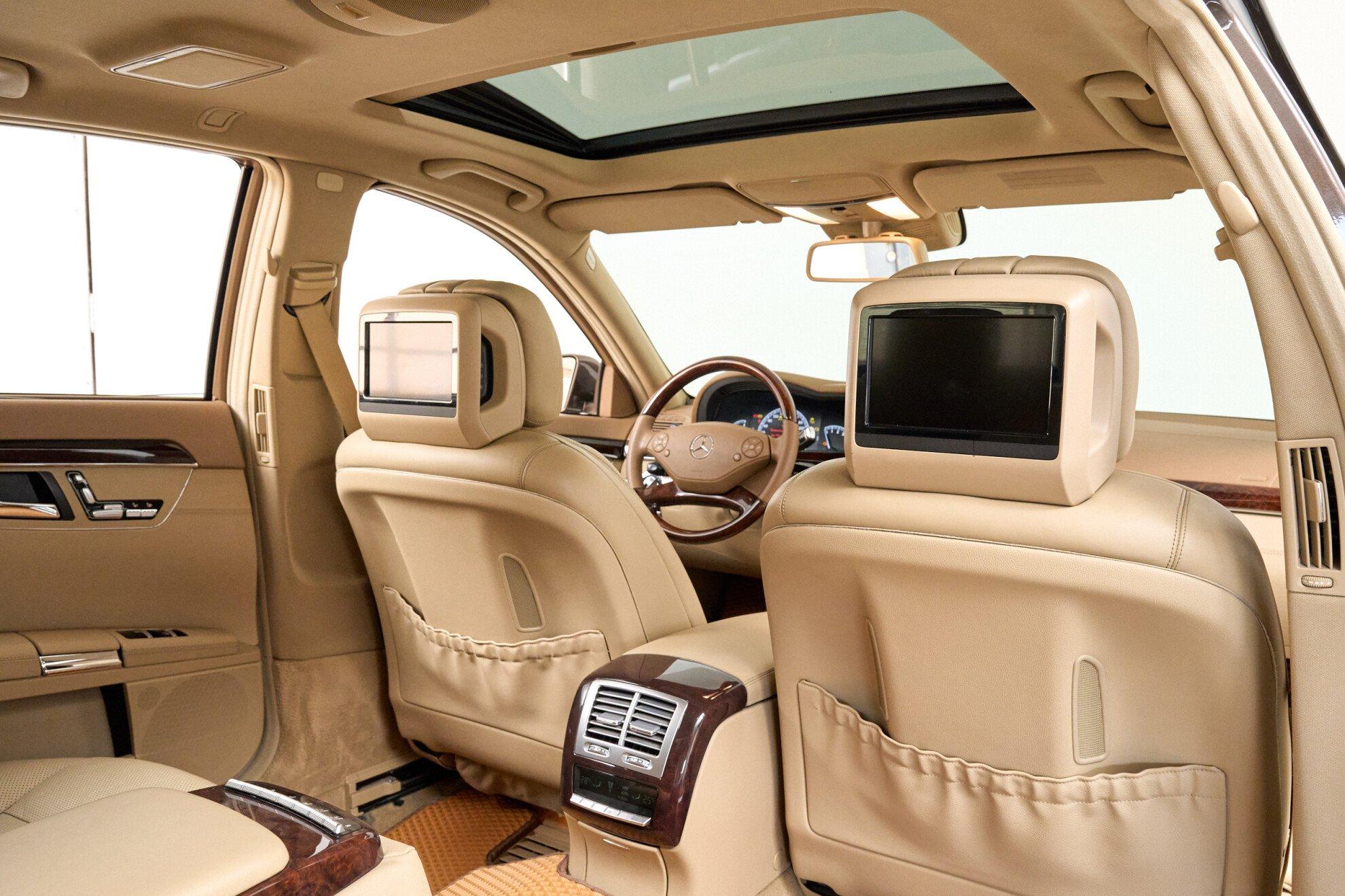 Mercedes-Benz S-Класс 2012, коричневый