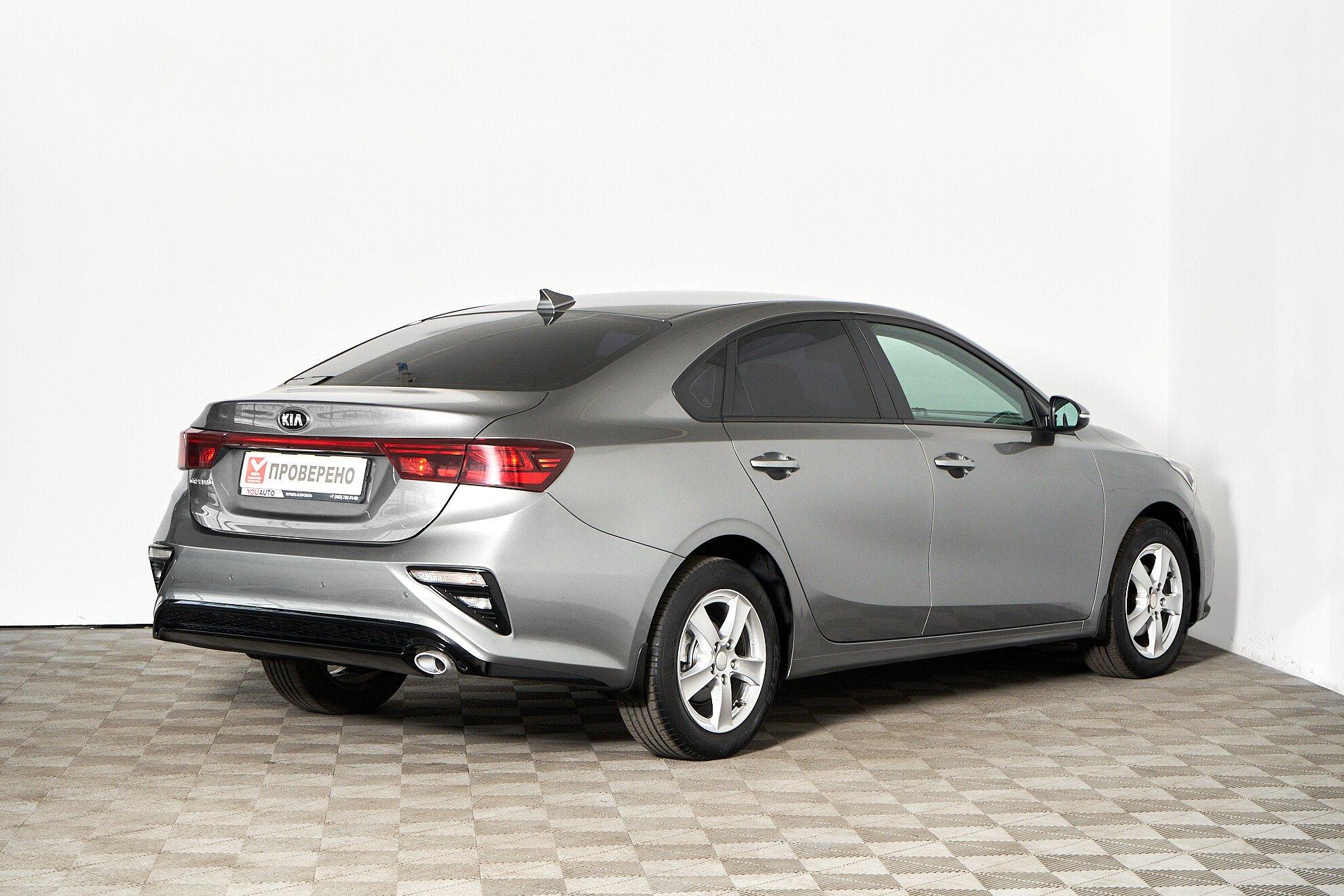 Kia Cerato 2019, серый