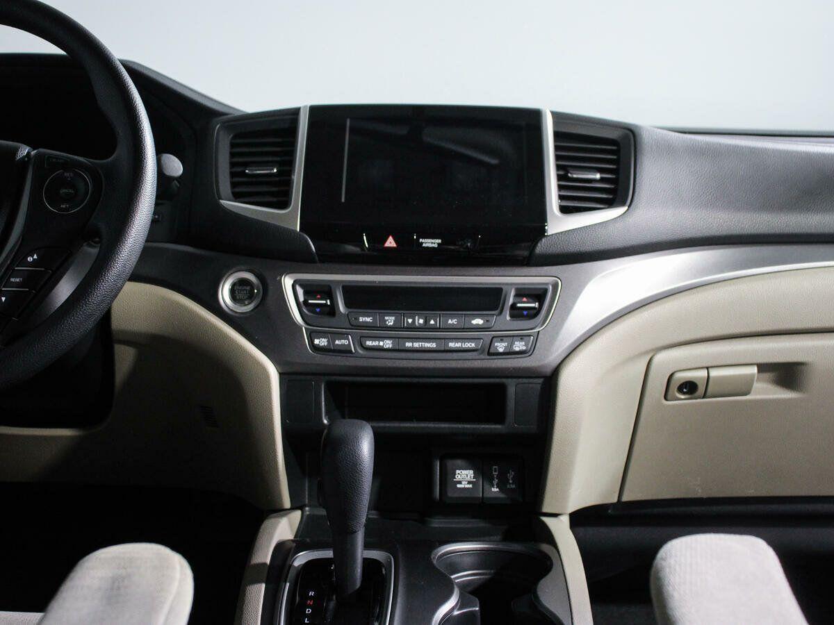 Honda Pilot 2018, белый