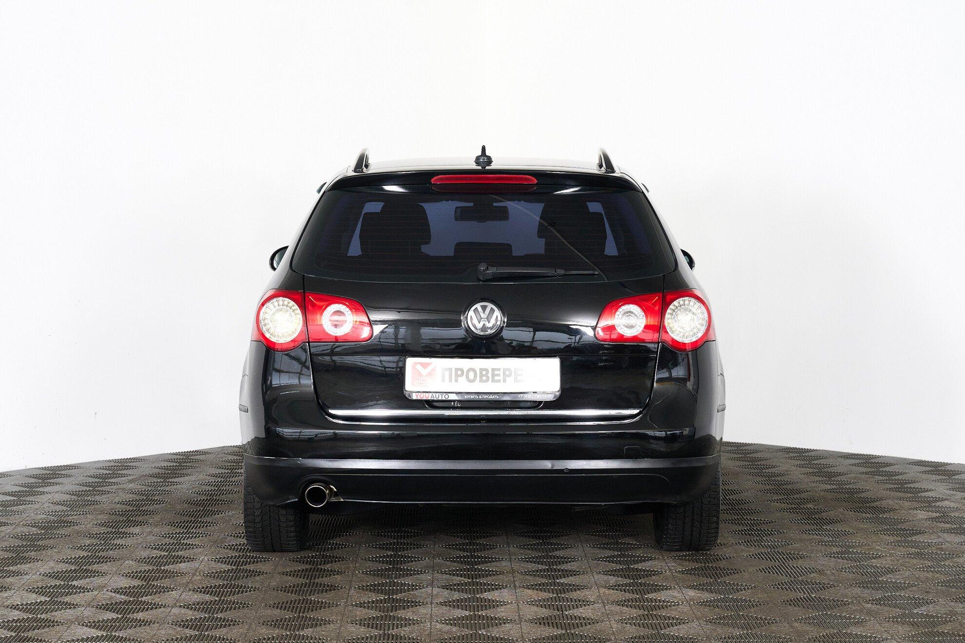 Volkswagen Passat 2010, черный