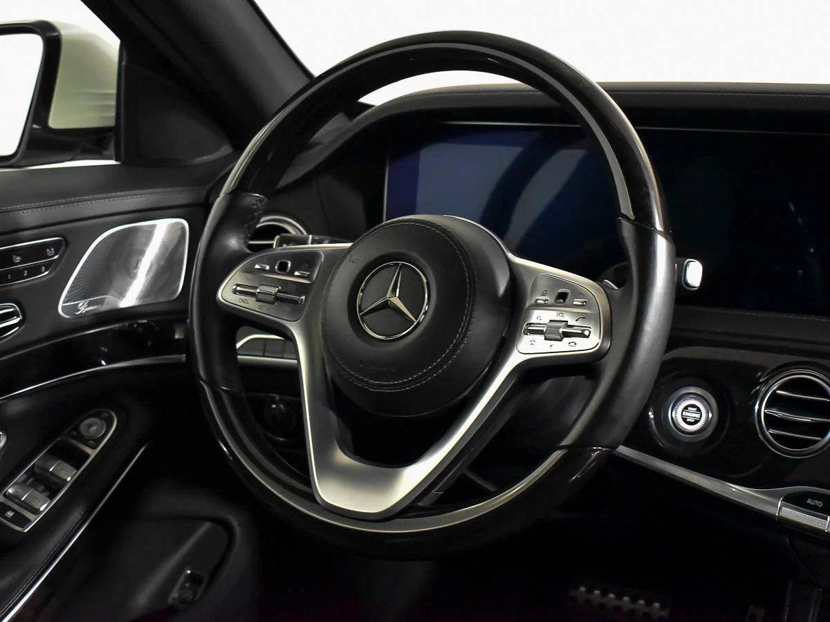 Mercedes-Benz S-Класс 2018, белый