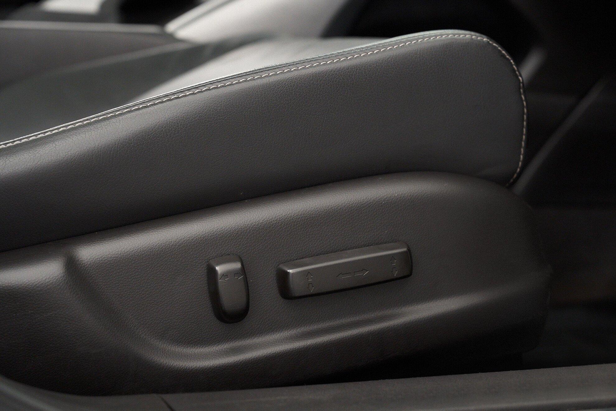 Honda Accord 2012, белый