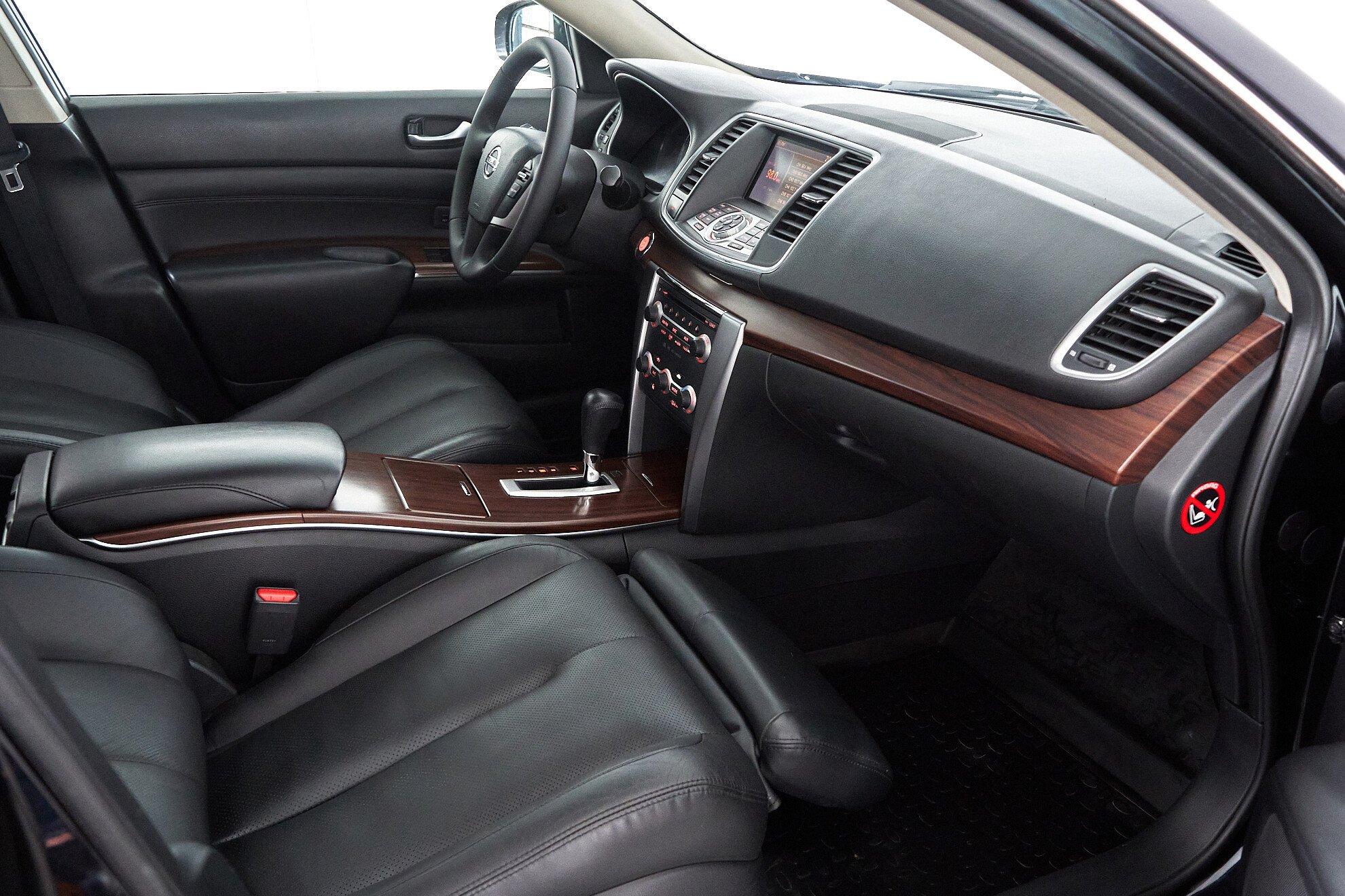 Nissan Teana 2011, черный