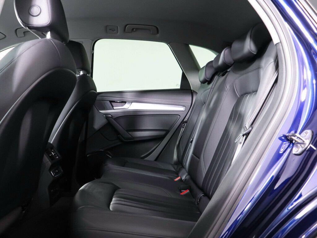 Audi Q5 2021, синий