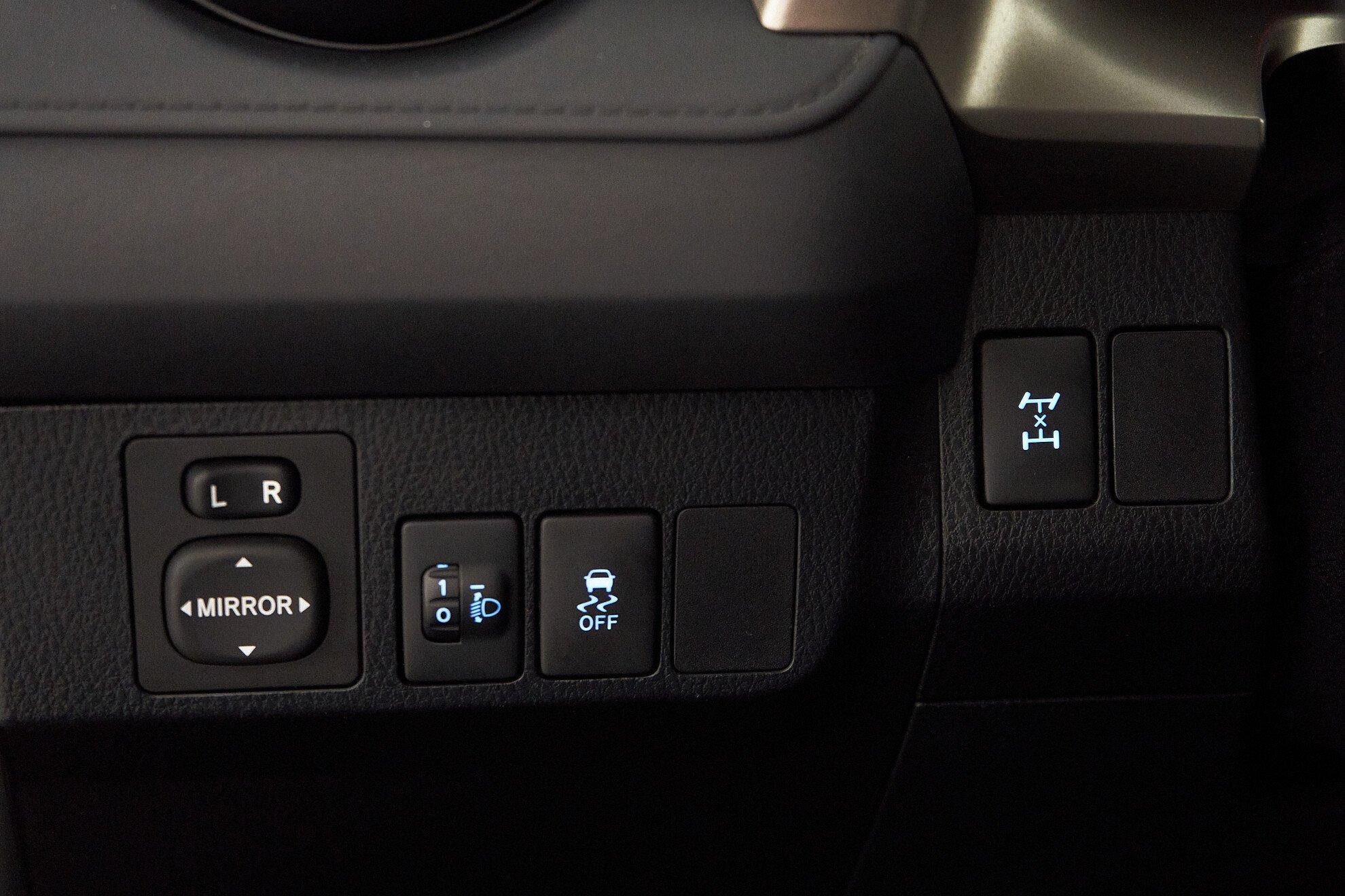 Toyota RAV4 2013, черный