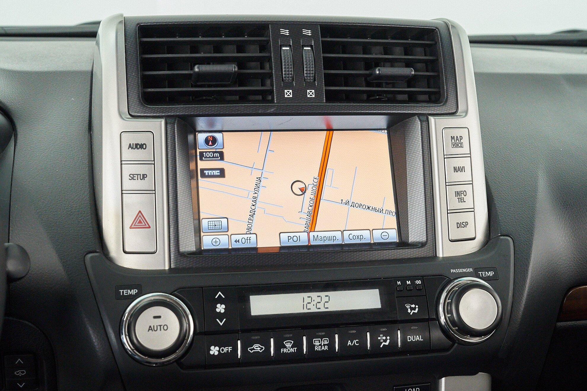 Toyota Land Cruiser Prado 2011, серый
