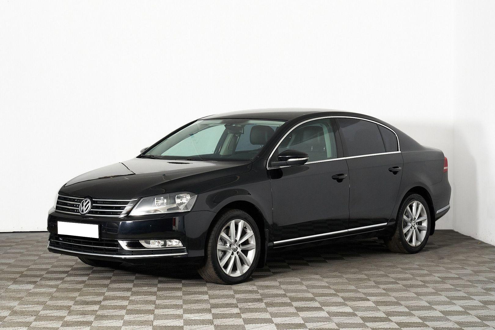 Volkswagen Passat 2011, черный