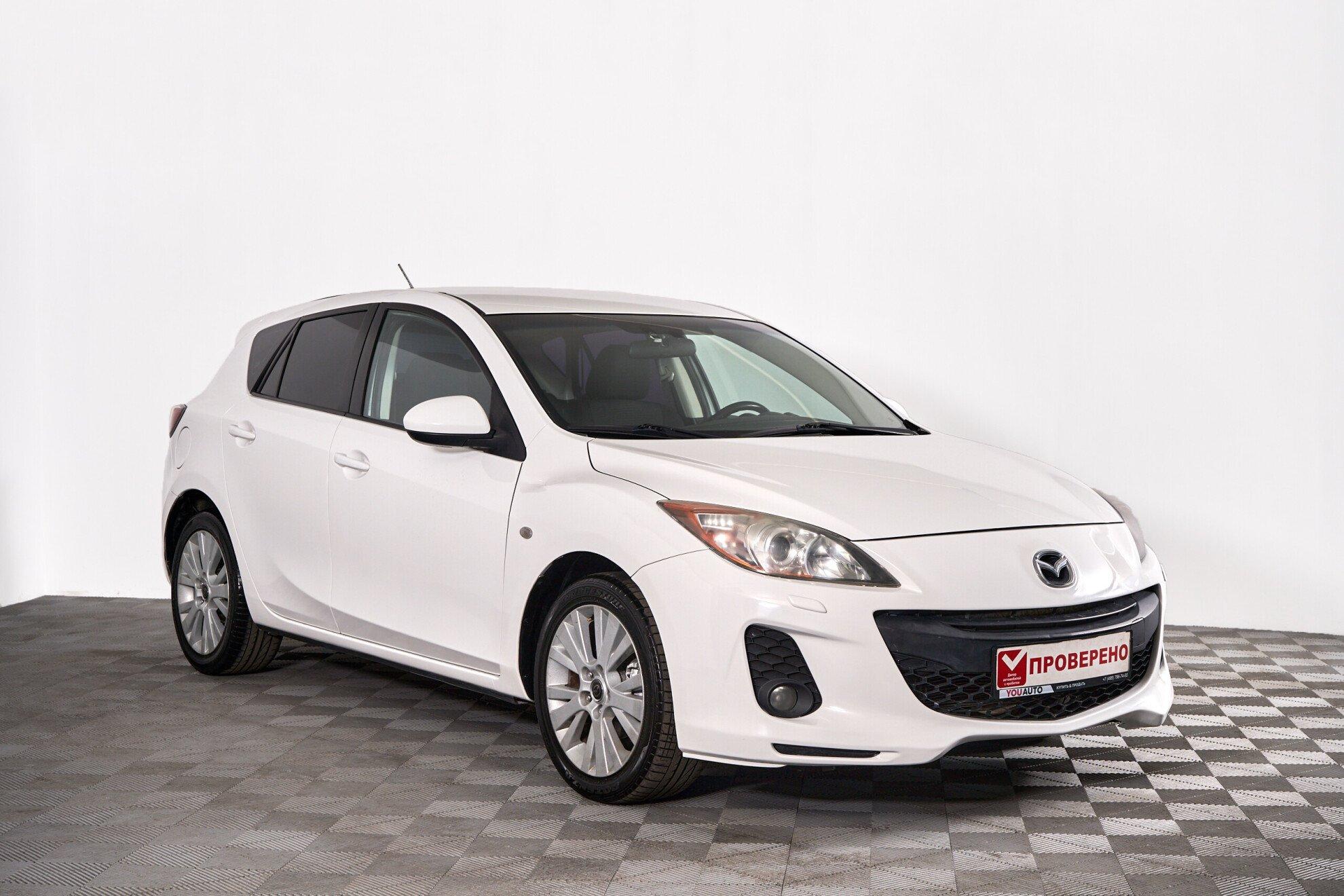 Mazda 3 2013, белый