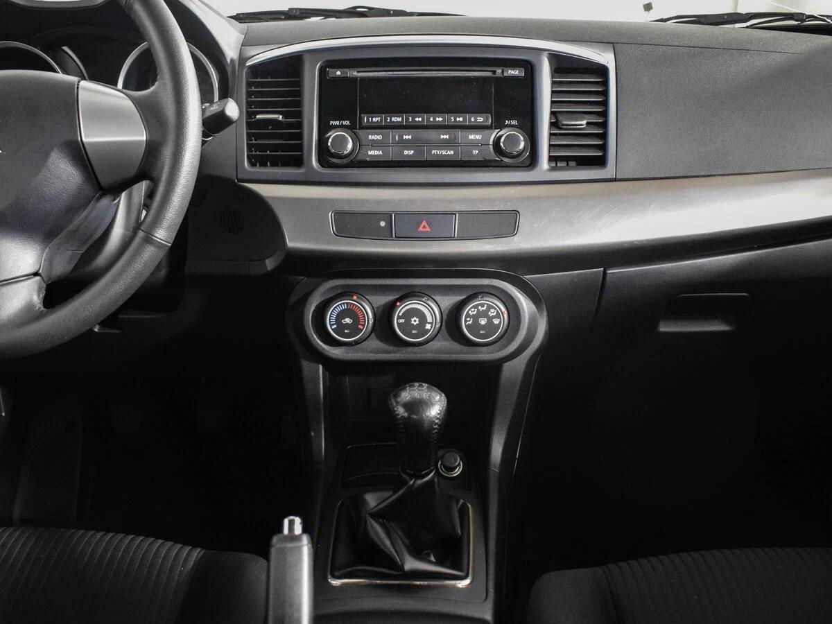 Mitsubishi Lancer 2013, черный
