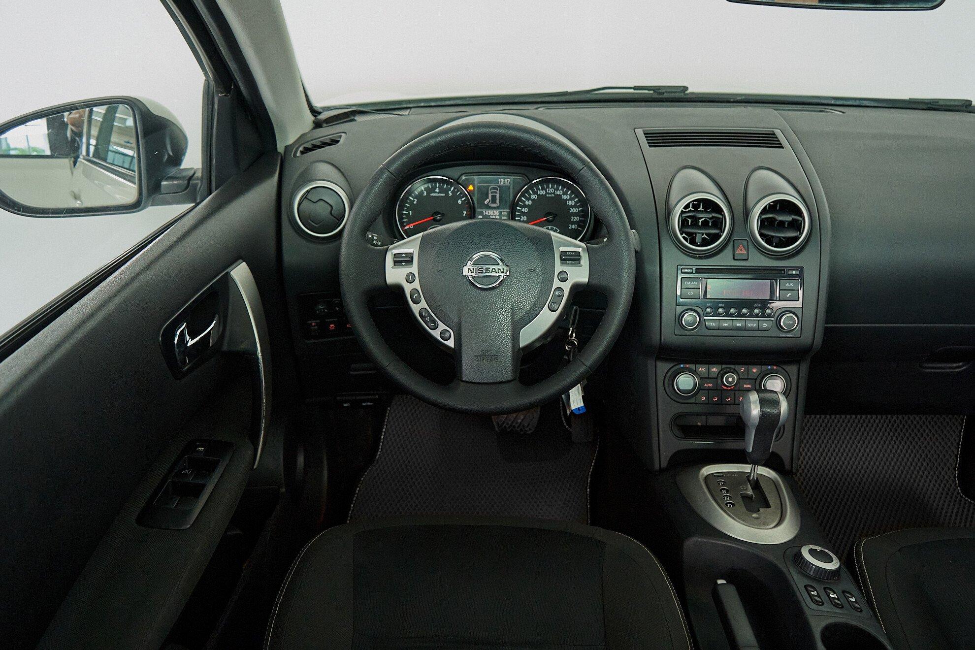Nissan Qashqai+2 2013, белый