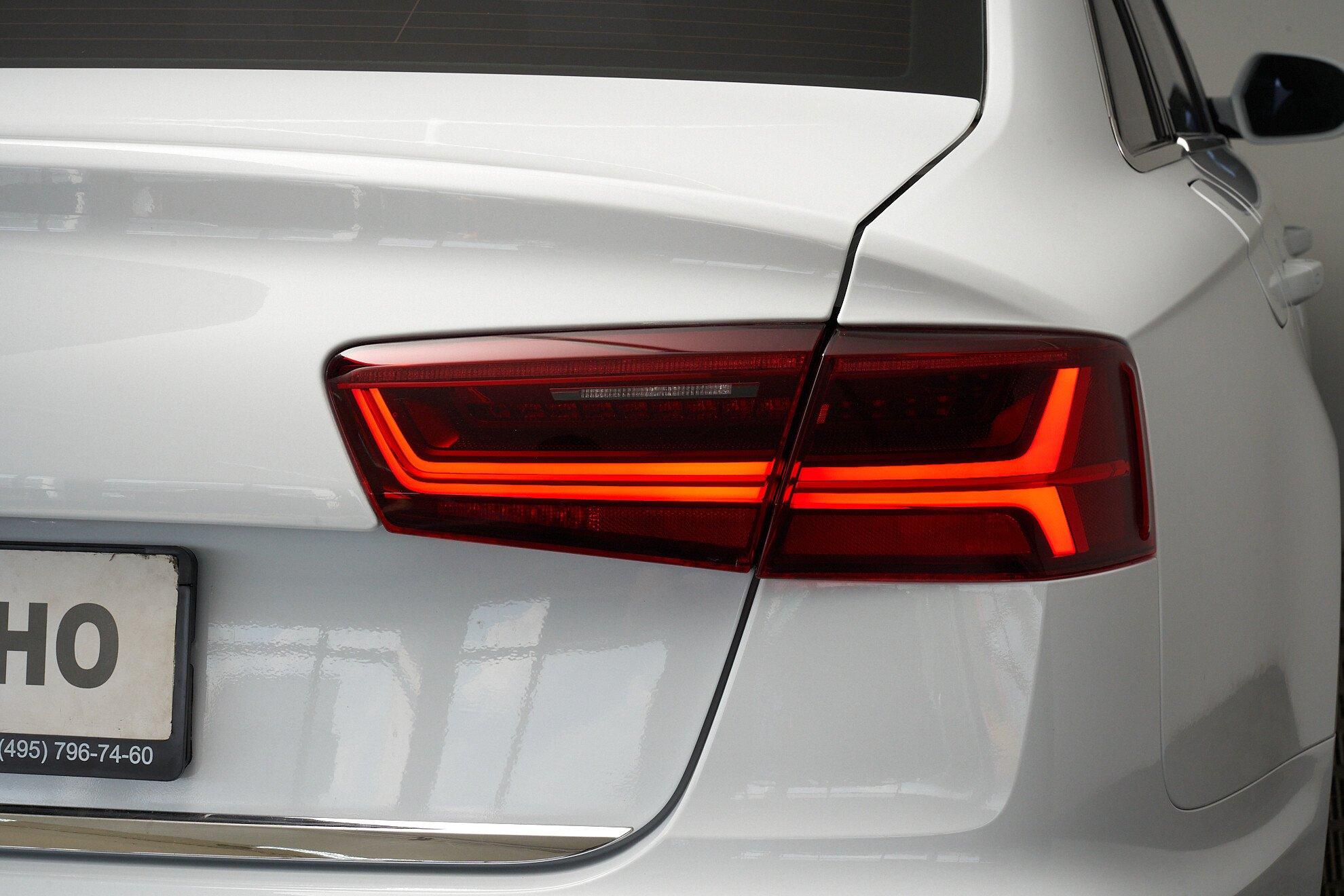 Audi A6 2014, белый