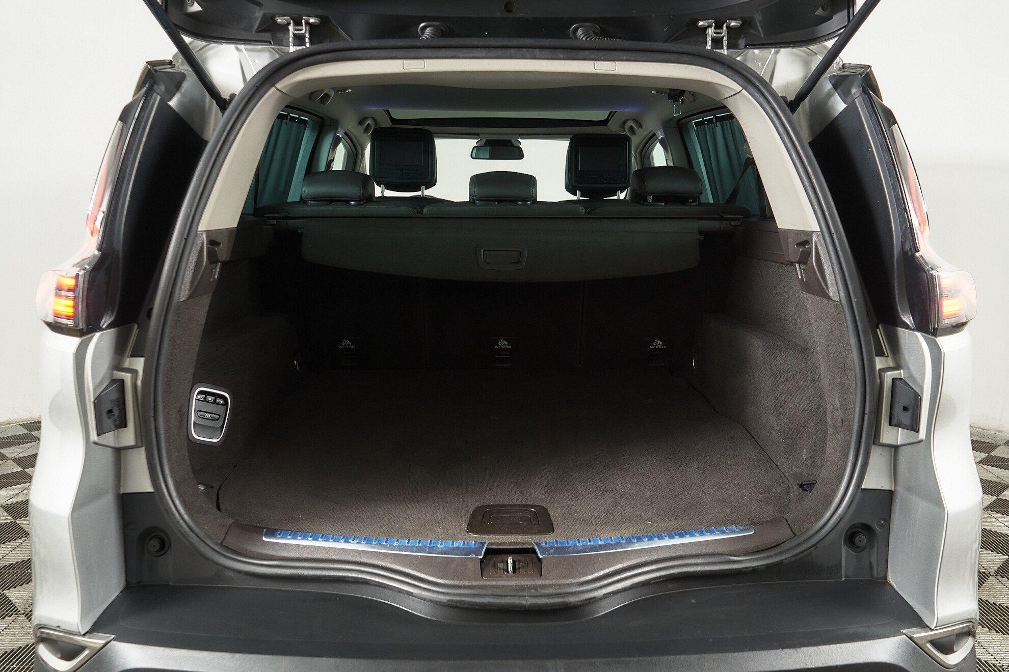Renault Espace 2018, серебряный