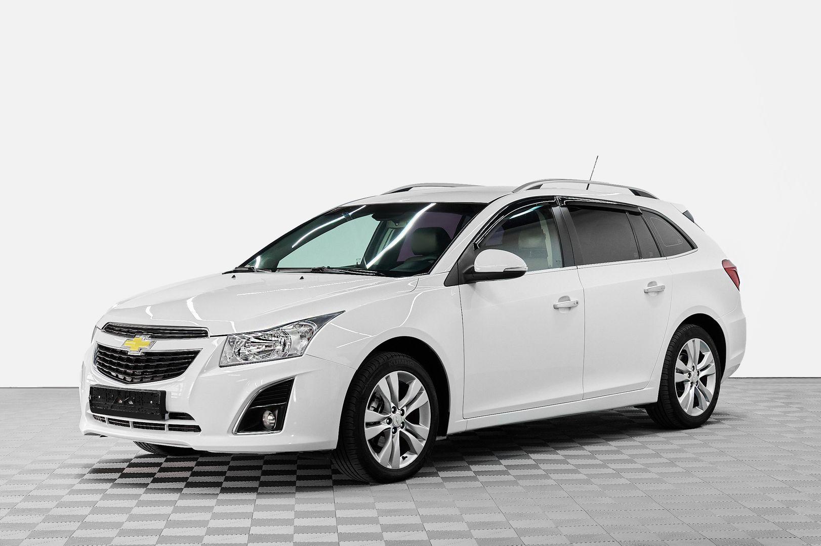 Chevrolet Cruze 2014, белый