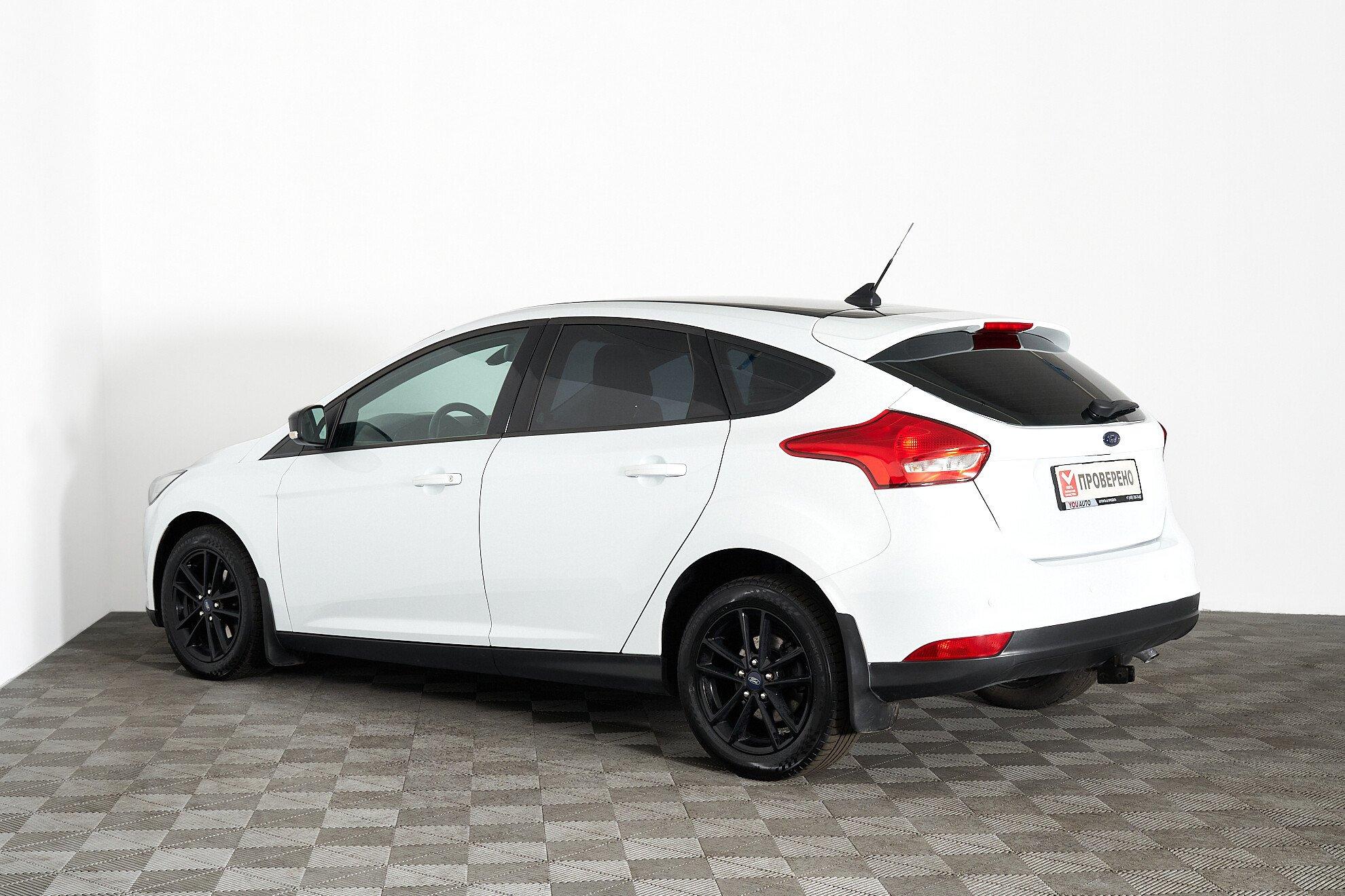 Ford Focus 2018, белый